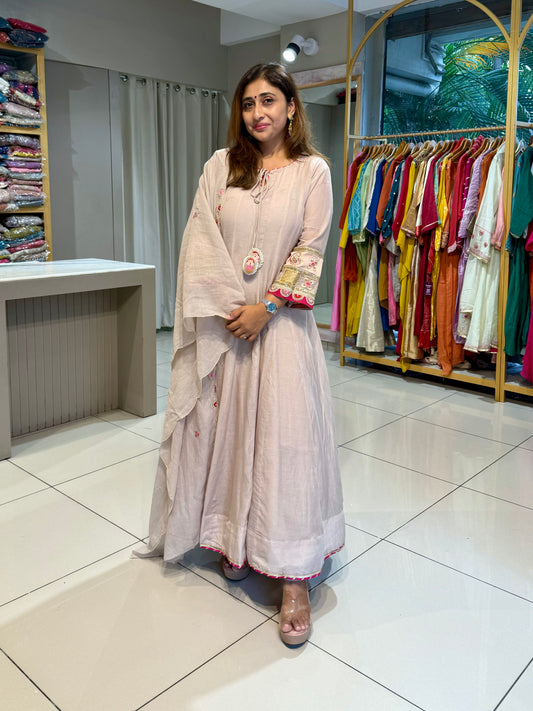 Shoulder kali mul chanderi suit- Pastel