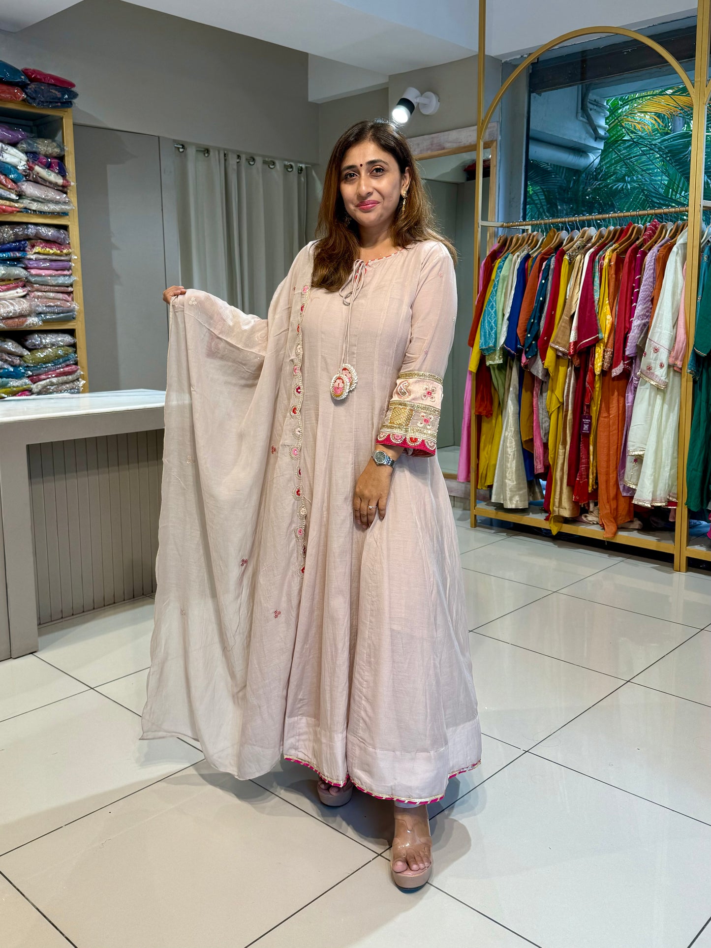 Shoulder kali mul chanderi suit- Pastel