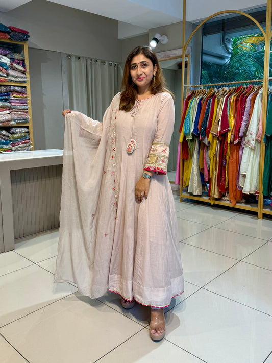 Shoulder kali mul chanderi suit- Pastel