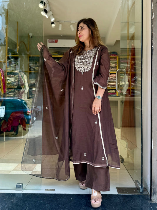 Brown mul chanderi suit with scallops sleeves