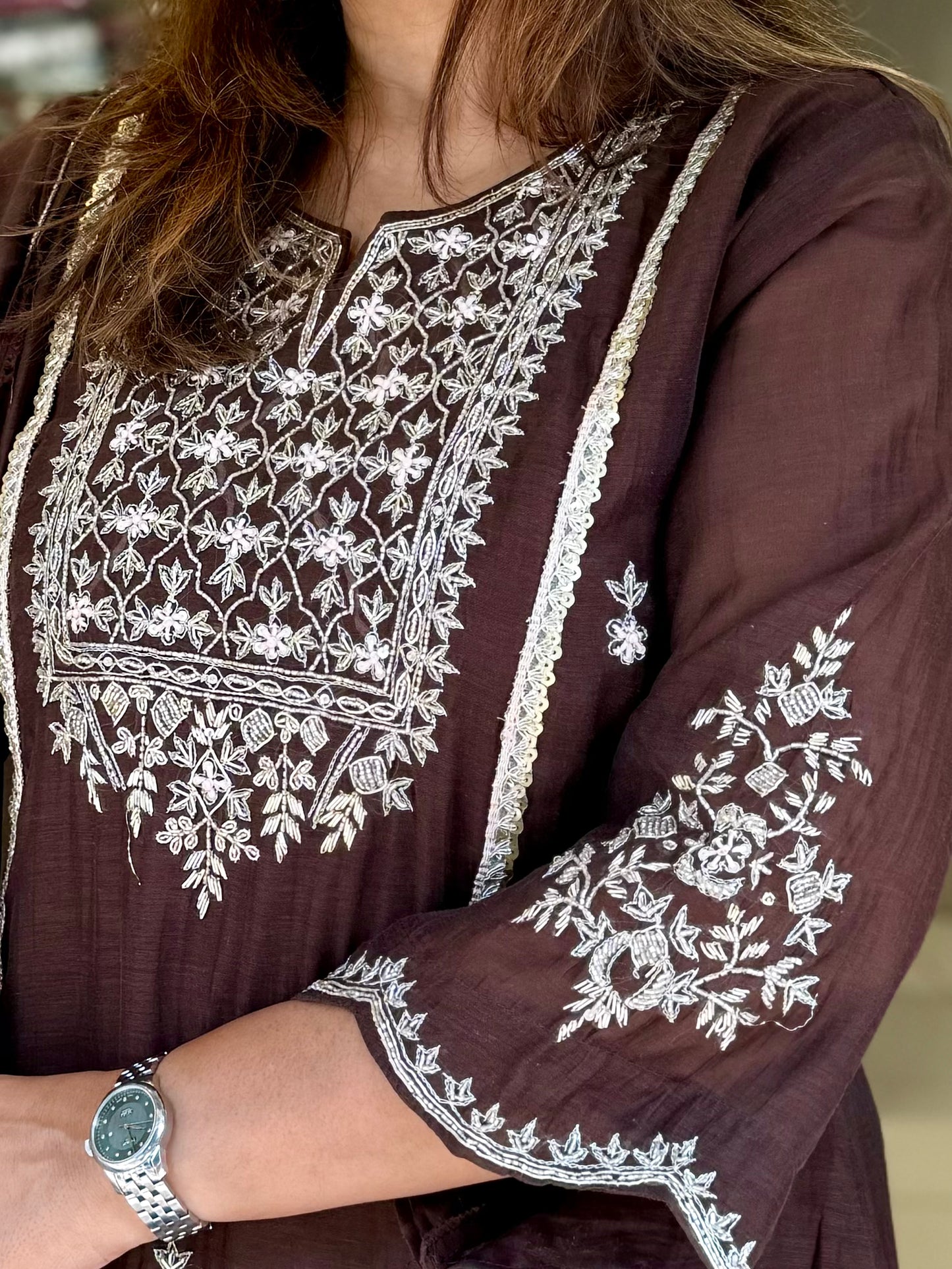 Brown mul chanderi suit with scallops sleeves